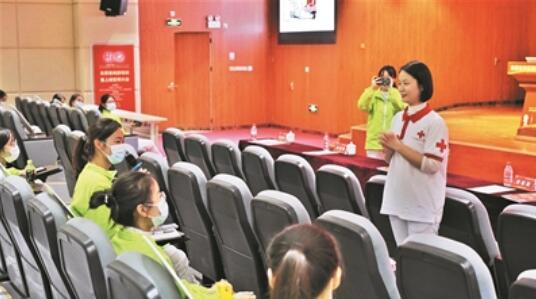 青春志愿行，助力讀懂中國——2021年讀懂中國國際會議廣州青年志愿者全面上崗服務